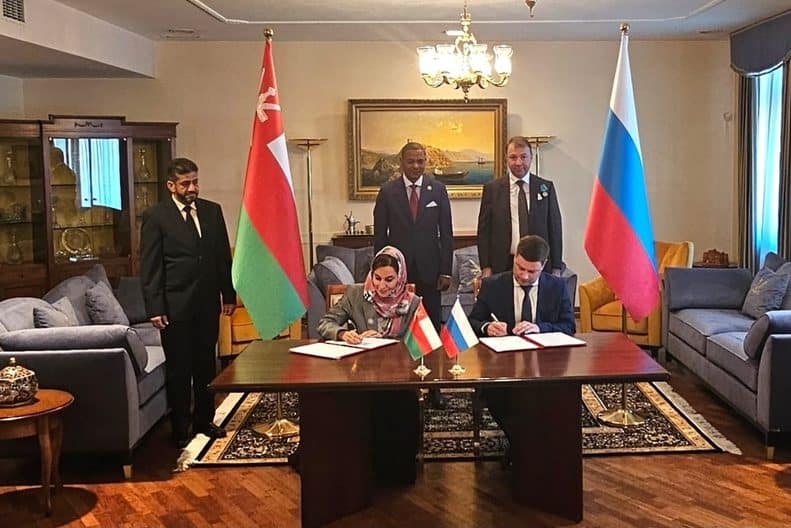 Sultan Qaboos University and Saint Petersburg University sign a cooperation agreement in the field of student exchange