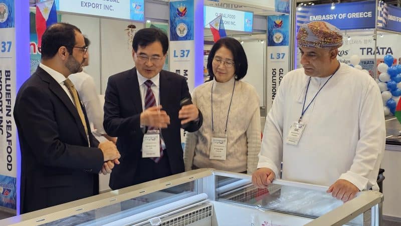 كوريا الجنوبية: السفارة تشارك في معرض بوسان للأحياء المائية