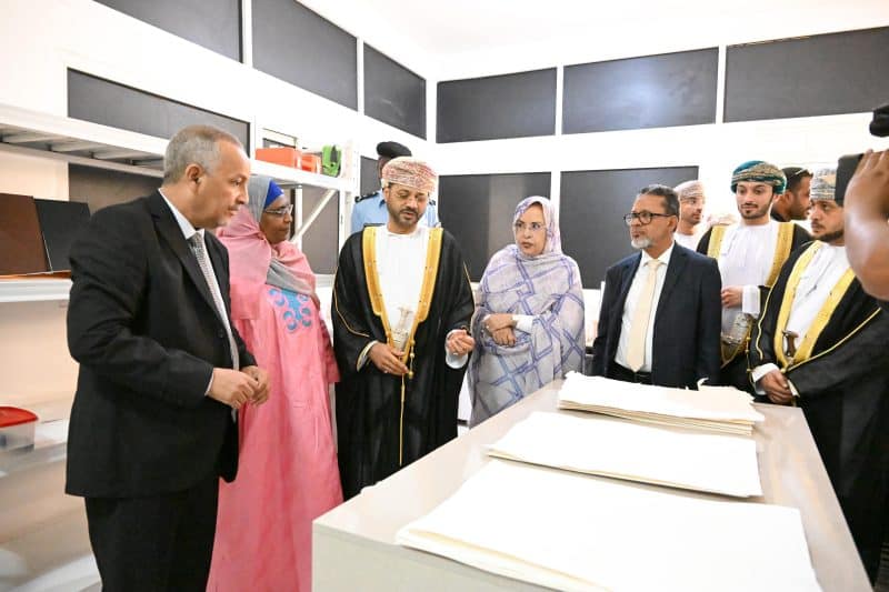 The Foreign Minister visits a number of government headquarters and signs a number of memorandums of understanding with the Mauritanian side