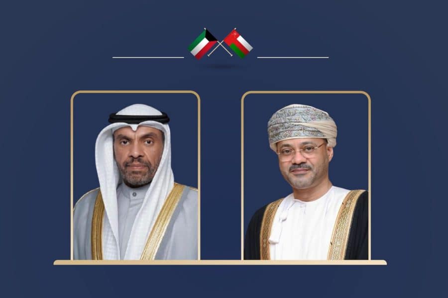 Minister holds a phone call with is Kuwaiti counterpart