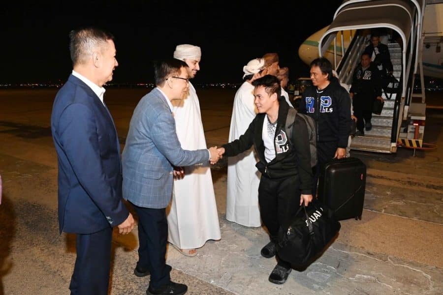 بجهودٍ عُمانية.. الإفراجُ عن طاقم السّفينة إترنيتي سي في اليمن