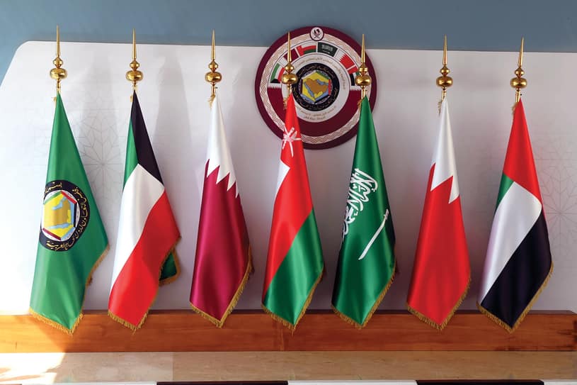 قممُ مجلس التعاون الخليجي.. ترابطٌ وتكاملٌ وثيقٌ بين دول الأعضاء سياسيًّا واقتصاديًّا
