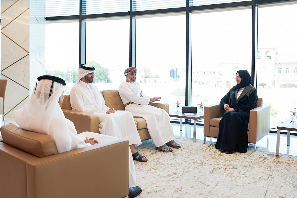 قطر: السفير يستقبل وزيرة التربية والتعليم