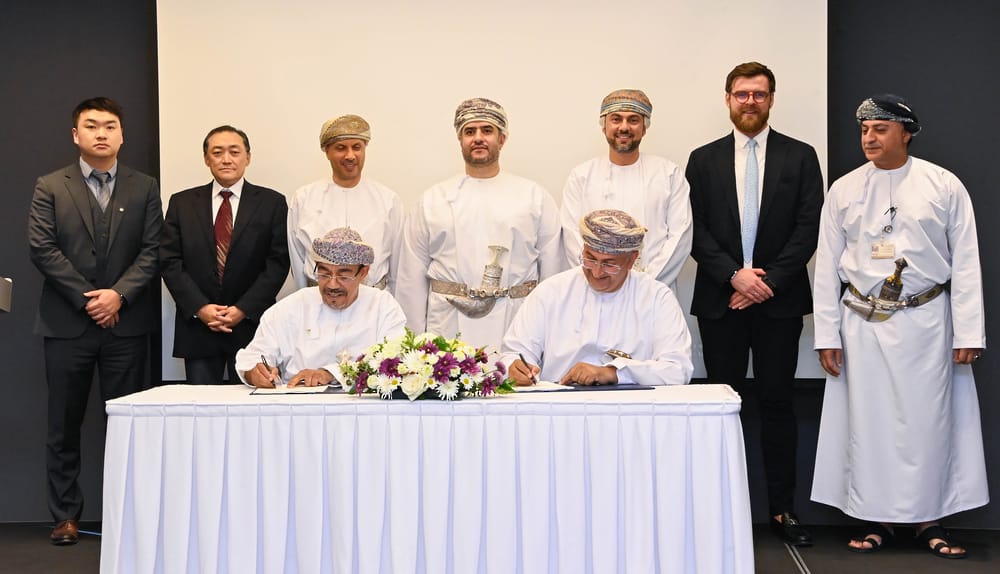اتفاقية تعاون لتدريب الشباب العماني في مجال تصنيع توربينات الرياح