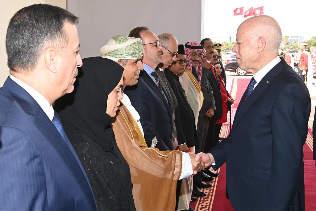 تونس: السفير يحضر افتتاح معرض الكتاب الدولي