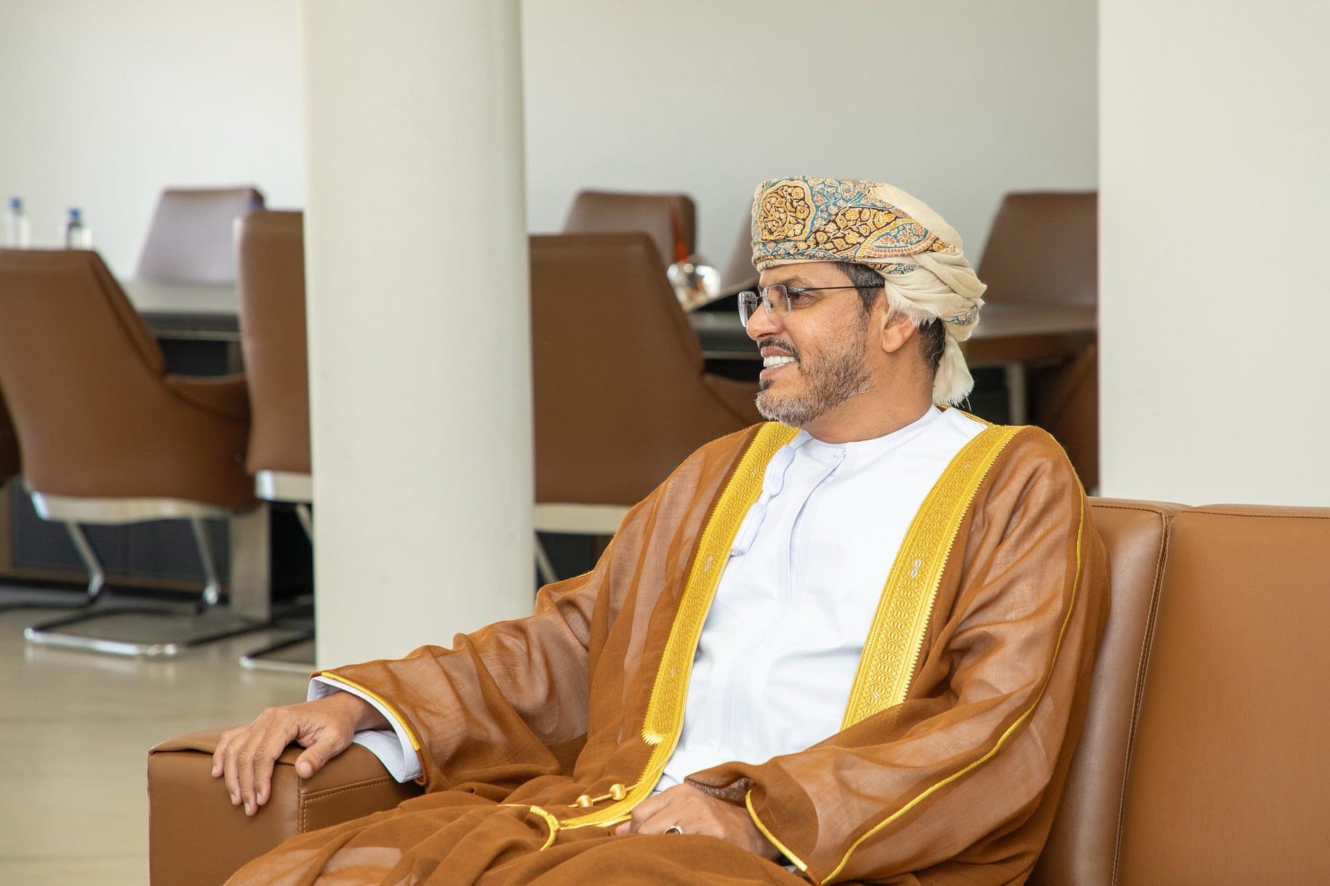 Senegal: Minister of Industry receives Oman Ambassador