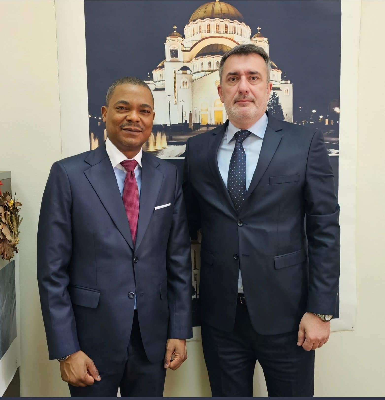 سفير سلطنة عمان لدى صربيا يلتقي عددا من المسؤولين بوزارة الخارجية