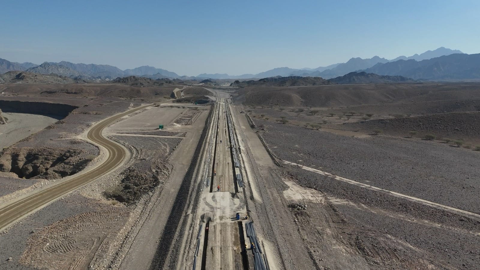 إنجاز 40 بالمائة من أعمال مشروع ربط سكك الحديد بين سلطنة عُمان والإمارات